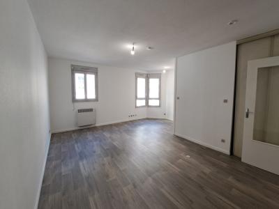For sale Caluire-et-cuire 1 room 41 m2 Rhone (69300) photo 2