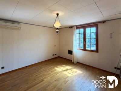 For sale Trouy 8 rooms 214 m2 Cher (18570) photo 3