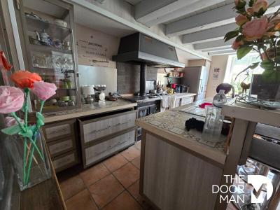 For sale Mennouveaux 6 rooms 250 m2 Haute marne (52240) photo 3