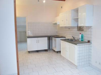 For rent Rauzan 3 rooms 55 m2 Gironde (33420) photo 1