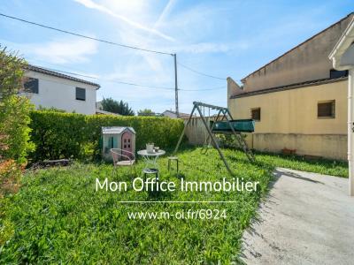 For sale Gignac-la-nerthe 4 rooms 93 m2 Bouches du Rhone (13180) photo 2