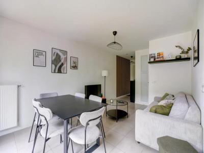For sale Saint-priest 2 rooms 42 m2 Rhone (69800) photo 1