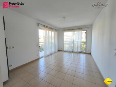 For sale Castelnau-de-medoc 3 rooms 61 m2 Gironde (33480) photo 3