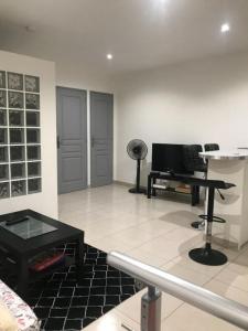 For sale Roquebrussanne 1 room 35 m2 Var (83136) photo 0