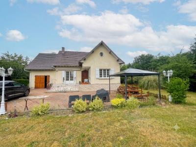 For sale Lorris 5 rooms 125 m2 Loiret (45260) photo 0