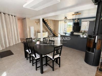 For sale Ecommoy 7 rooms 160 m2 Sarthe (72220) photo 0