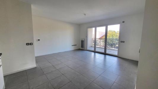 For sale Saint-cyprien 3 rooms 67 m2 Pyrenees orientales (66750) photo 2