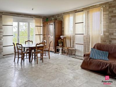 For sale Sable-sur-sarthe 5 rooms 97 m2 Sarthe (72300) photo 3
