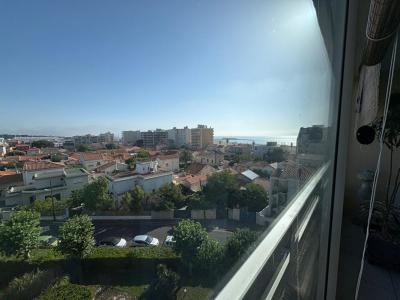 For sale Canet-en-roussillon 3 rooms 85 m2 Pyrenees orientales (66140) photo 0