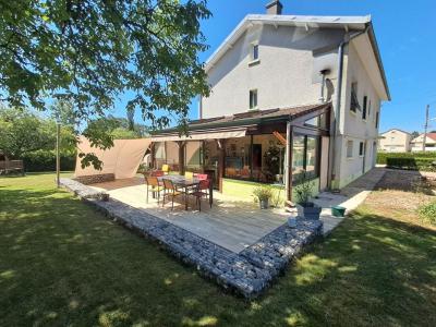 Acheter Maison 258 m2 Charmee