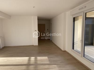 For rent Chartres 3 rooms 69 m2 Eure et loir (28000) photo 1