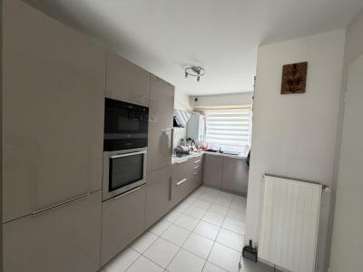 For sale Neuville-en-ferrain 4 rooms 100 m2 Nord (59960) photo 4
