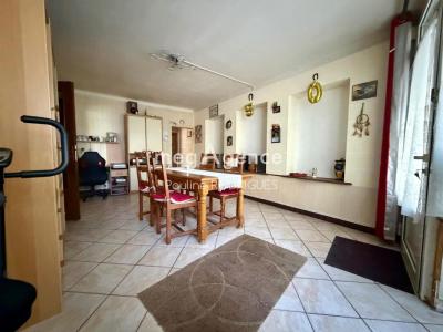 For sale Sainte-maure-de-touraine 7 rooms 121 m2 Indre et loire (37800) photo 0