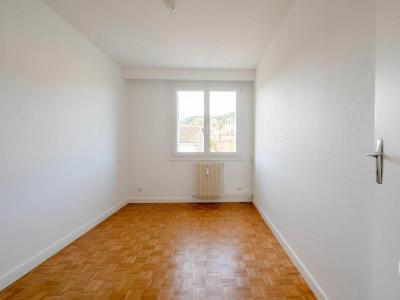For rent Tarare 4 rooms 71 m2 Rhone (69170) photo 2