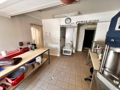 For sale 7 rooms 220 m2 Aude (11120) photo 3