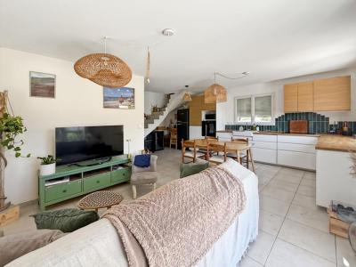 For sale Maillane 3 rooms 67 m2 Bouches du Rhone (13910) photo 2