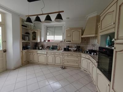 For sale Chateauneuf-du-faou 7 rooms 140 m2 Finistere (29520) photo 1