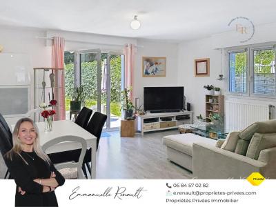 For sale Vannes 4 rooms 77 m2 Morbihan (56000) photo 0