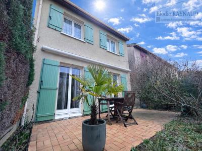 For sale Meyzieu 4 rooms 84 m2 Rhone (69330) photo 1