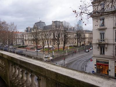 Louer Appartement 154 m2 Lyon-3eme-arrondissement