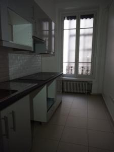 Louer Appartement Lyon-3eme-arrondissement 2373 euros