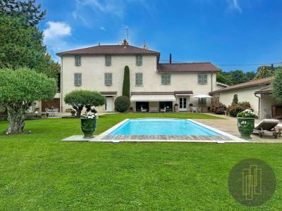 For sale Collonges-au-mont-d'or 15 rooms 390 m2 Rhone (69660) photo 0