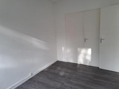 Louer Appartement 60 m2 Saint-etienne