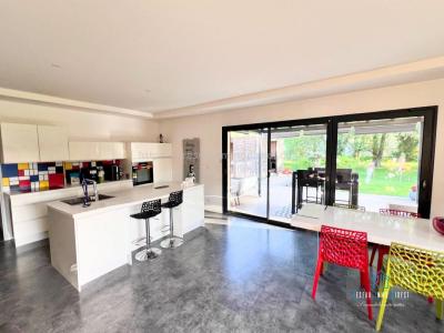 For sale Moirans 5 rooms 115 m2 Isere (38430) photo 2