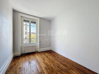 Louer Appartement 60 m2 Lyon-3eme-arrondissement
