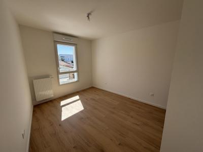 For rent Vertou 2 rooms 48 m2 Loire atlantique (44120) photo 4