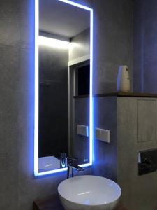 For rent Paris-11eme-arrondissement 2 rooms 31 m2 Paris (75011) photo 2
