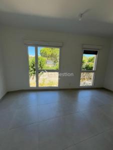 Louer Appartement 29 m2 Beaurecueil