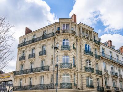 For sale Nantes 3 rooms 77 m2 Loire atlantique (44000) photo 0