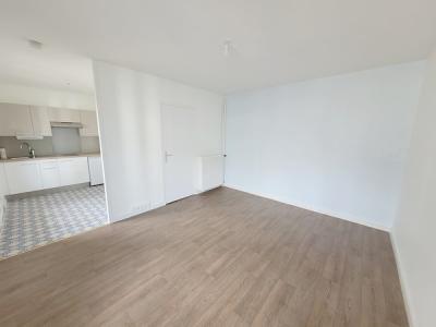 For rent Clermont-ferrand 1 room 26 m2 Puy de dome (63000) photo 2