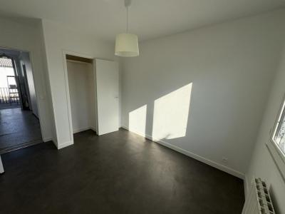 For rent Clermont-ferrand 6 rooms 99 m2 Puy de dome (63100) photo 1