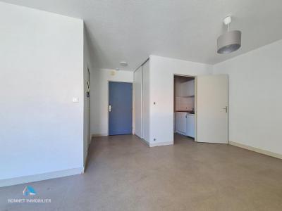 For rent Beaumont 1 room 32 m2 Puy de dome (63110) photo 3