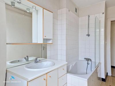 For rent Clermont-ferrand 5 rooms 105 m2 Puy de dome (63000) photo 2