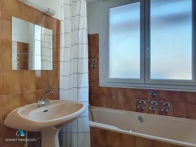 For rent Clermont-ferrand 4 rooms 69 m2 Puy de dome (63000) photo 2