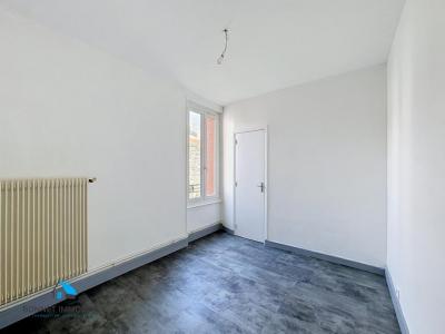 For rent Clermont-ferrand 2 rooms 43 m2 Puy de dome (63000) photo 2