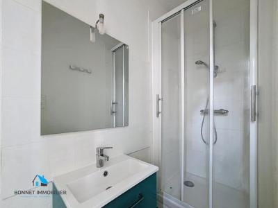 For rent Clermont-ferrand 2 rooms 43 m2 Puy de dome (63000) photo 3