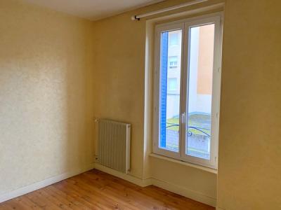 For rent Clermont-ferrand 3 rooms 61 m2 Puy de dome (63000) photo 3
