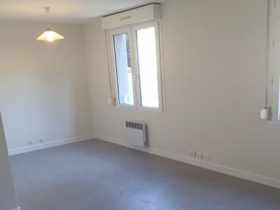 For rent Beaumont 1 room 29 m2 Puy de dome (63110) photo 0