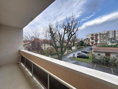 For rent Clermont-ferrand 3 rooms 60 m2 Puy de dome (63000) photo 2