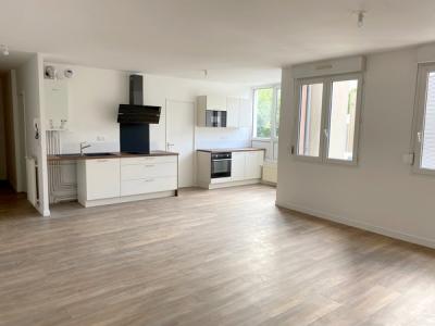 For rent Clermont-ferrand 3 rooms 92 m2 Puy de dome (63000) photo 0