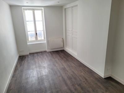 For rent Clermont-ferrand 2 rooms 38 m2 Puy de dome (63000) photo 2