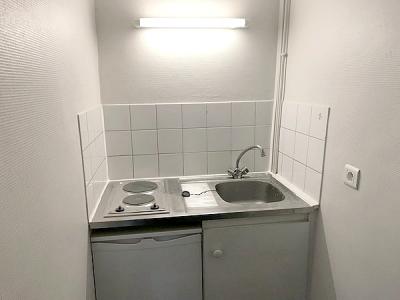 For rent Clermont-ferrand 1 room 33 m2 Puy de dome (63000) photo 2