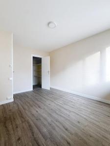 For rent Clermont-ferrand 2 rooms 49 m2 Puy de dome (63000) photo 2