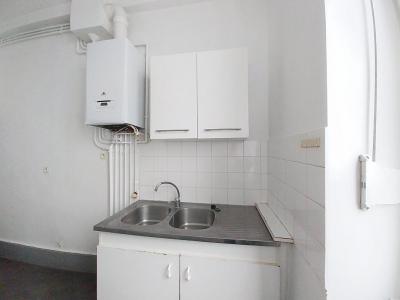 For rent Clermont-ferrand 2 rooms 36 m2 Puy de dome (63000) photo 2