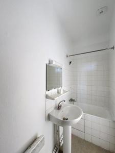 For rent Clermont-ferrand 1 room 30 m2 Puy de dome (63000) photo 3