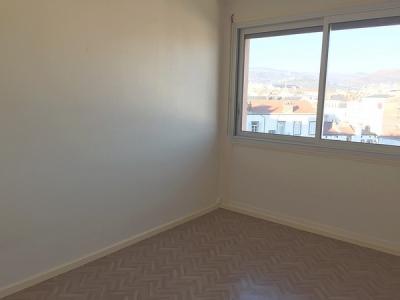 For rent Clermont-ferrand 4 rooms 73 m2 Puy de dome (63100) photo 3